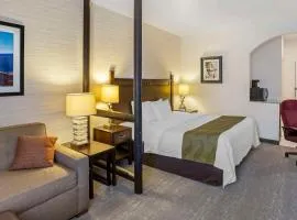 Quality Suites Moab near Arches National Park