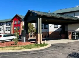 SYLO Hotel Denver Airport, a Ramada by Wyndham, hotel in Aurora