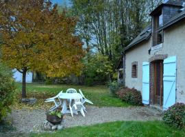 Hotel Photo: Gîte Châteaudun, 3 pièces, 4 personnes - FR-1-581-71