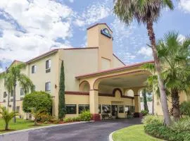 Days Inn by Wyndham Sarasota I-75, hotel u gradu 'Sarasota'