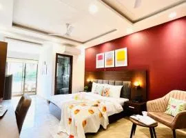 BluO Studio4 DLF Cybercity - Balcony, Gym TT, Lift