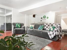 Gambaran Hotel: Spacious 2BR Apartment, Large Kitchen, Parking Included