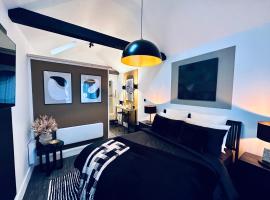 Фотография гостиницы: Luxury self-contained suite.