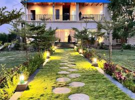 Jewel Stay PURE VEG, hotel in Tāla