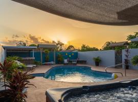 Hotel foto: Chardonnay- Luxe home with pool ,spa and close to equestrian