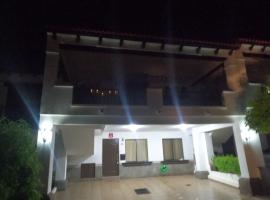 Hotel Photo: MADDY Free Wi-Fi, AC in ea Bedrooms, Private Community!