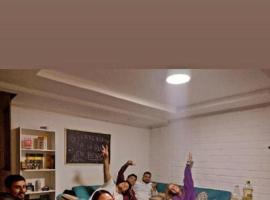 Backpackers House - Near The Airport, ξενοδοχείο στο Σαντιάγο