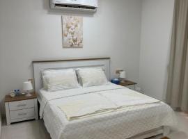 होटल की एक तस्वीर: Muscat -Furnished apartment