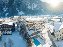 Alpine Hideaway ZILLERTALERHOF - 4 Sterne Superior、マイヤーホーフェンのホテル