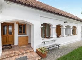 Foto do Hotel: Former Farmhouse With Arcades