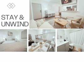 호텔 사진: 2 KING Beds, W/D, Parking, Stylish & GREAT VALUE