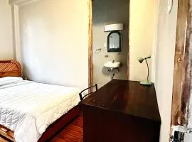 FRONTERA 49 Roma Norte Hostal