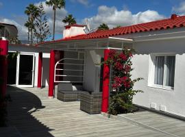 Paradise Resort - FKK Swinger & Nudist Couples Only, hotel v destinaci Maspalomas