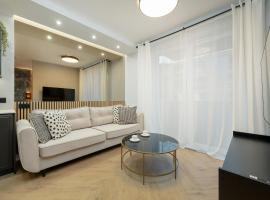 Hotel Foto: Black and Beige Apartment with Balcony and Parking in Wrocław by Renters