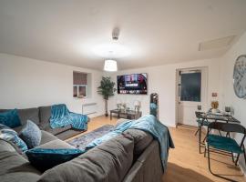 Hotel fotografie: Cozy 2-Bedroom Ground-Floor Apt near Kirkstall Shopping Centre