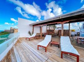 Hotel fotoğraf: Hiddem Gem w/ Ocean View & Rooftop @ Old San Juan