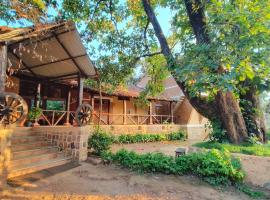 Surwahi Social Ecoestate Kanha, ξενοδοχείο σε Kanha