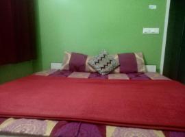 Hotel fotoğraf: HOTEL HELIX -- RAJPURA -- Budget Rooms for Family, Couples, Solo Travellers