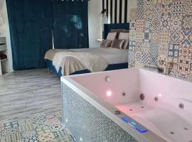 Fotos de Hotel: L’Appar(T) du Grand Bois - Jacuzzi -