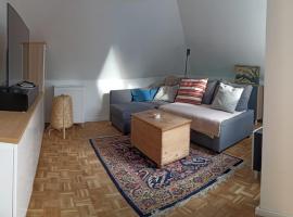 होटल की एक तस्वीर: Ruhiges Apartment mit Dachterrasse in Salzburg