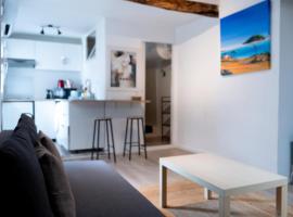 Hotel Photo: studio a 2 minutes du cours Mirabeau -