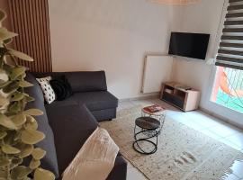 Foto do Hotel: Logement entier : appartement, Houssen