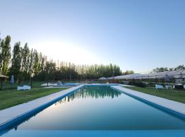 Fotos de Hotel: Casa de Campo Flor Dorada