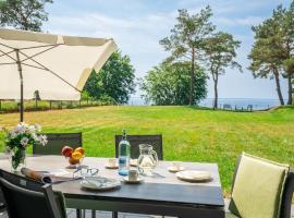 Terrassenwohnung "Inselhain" - Oase am Haff, hotel in Garz-Usedom
