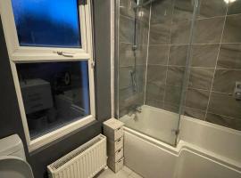 Хотел снимка: Single Room in Potters Bar Hertfordshire