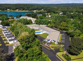 Hotel Foto: Spark By Hilton Mystic Groton