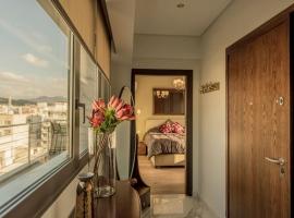 Hotel fotografie: Eva's Luxurious Penthouse in Ladadika