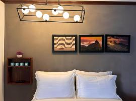 Hotel Photo: Brazilian Art & Free Parking - emitimos factura