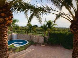 Hotel Foto: 4-bedroom Villa with pool and barbacue