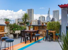 Hostal R10, hotel em Bogotá