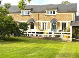 A picture of the hotel: Le cottage des Vaux