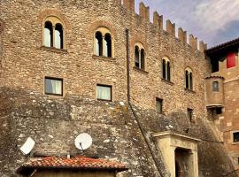 A picture of the hotel: Serravalle Castle Apartment