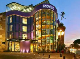 Ikonik Hotel Puebla, hotel in Puebla