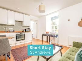 Hotel Photo: Central 2 Bedroom Apartment - South Street - St Andrews