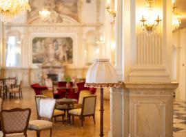 Fotos de Hotel: Scuol Palace Bed & Breakfast