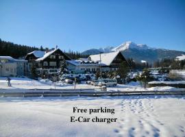 Hotel Gruberhof Innsbruck Igls B&B,位于因斯布鲁克的酒店