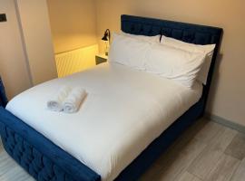 होटल की एक तस्वीर: One Bedroom Apartment in Walsall Sleeps 4 FREE WIFI By Villazu