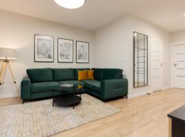 Hotel Photo: Spacious Apartment in Warsaw with Balcony and Parking by Renters