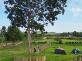 4J River Camping and Resort, hotel en Phetchaburi