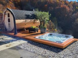 Фотография гостиницы: Resort TimAJA - pool, massage pool, sauna