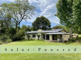 Berg Escape Bottlebrush - Spacious Luxury Family Home, hotel in Winterton