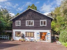 Hotel fotoğraf: Studio 3 at Tui Treehouse - Stay Auckland