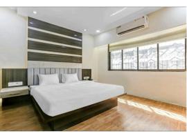 Foto di Hotel: Hotel Vinyasa Residency, Bhayandar, Maharashtra