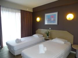 होटल की एक तस्वीर: Room in Apartment - Value Stay Brussels South - Comfort Studio - Twin