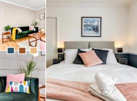 Hotel Photo: Great Location, Ideal Place for your December Stay, Close to the beach, station and restuarants, Cosy House l by Bluehouse Short Lets Brighton