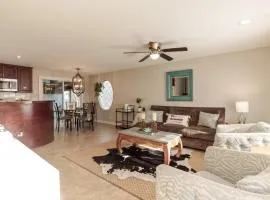 IVP Manor House By LAKE BEACH and NAVAL BASE